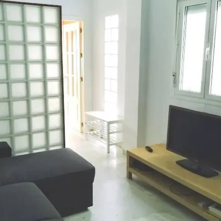 Garum, Luminoso Apartamento Con Parking Y Patio Privado *
